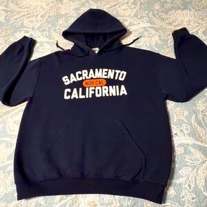 Gildan North Cal hoodie, sz med, navy blue white print, used good condition